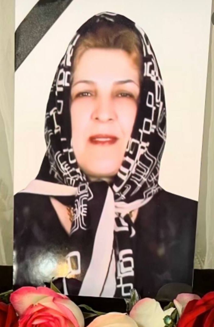 عذرا (مهناز) معصومی گودرزی