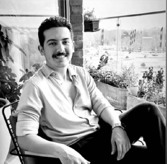 سروش صادقی‌زاده