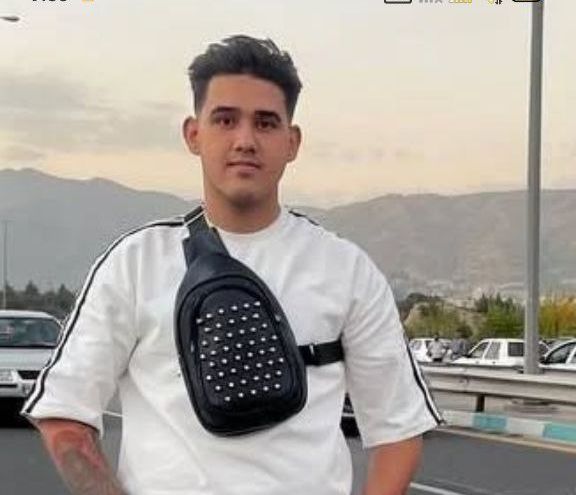 ماهان صادقی