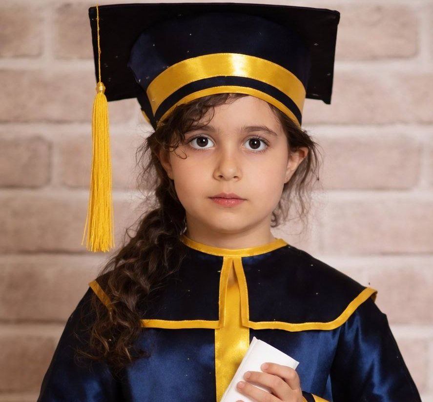 آنیلا ابوطالبیان الیادرانی