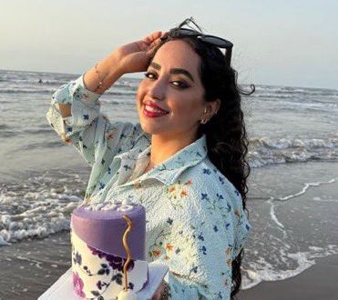 غزل آقایی لیندی