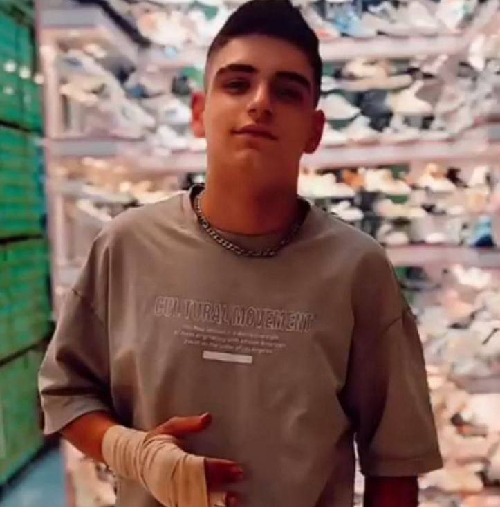 سینا لواسانی