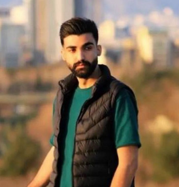 امیر فولادی