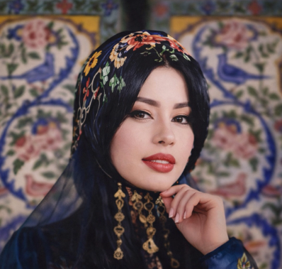 آنیسا هوشنگی